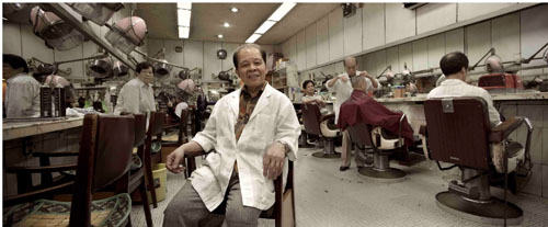 新馬路66號格蘭美髮廳六十年代初開業 老板謝新  陳顯耀   150 x 75cm   攝影Ed. 1/5    2010-2012